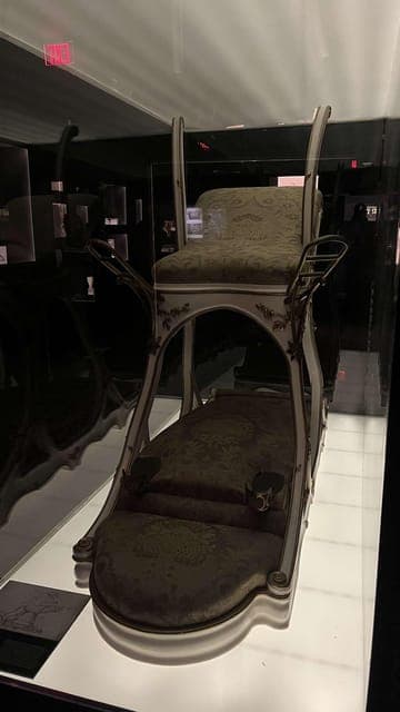 undefined Gallery Image 2