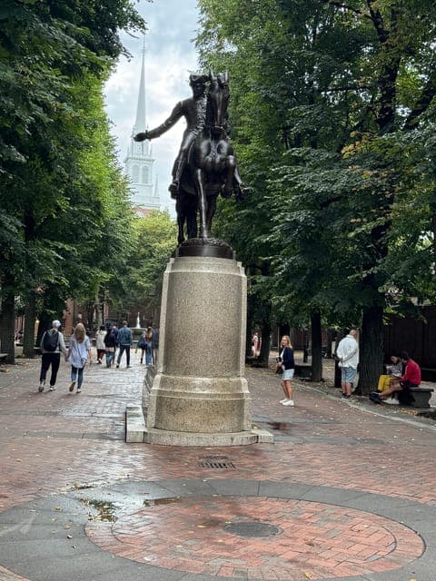 undefined Gallery Image 3