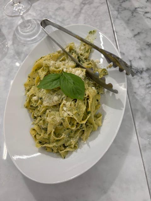 undefined Gallery Image 2