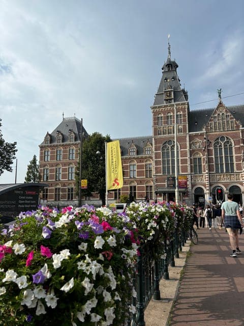 undefined Gallery Image 2