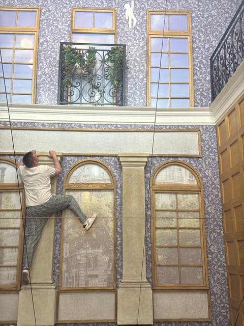 undefined Gallery Image 1