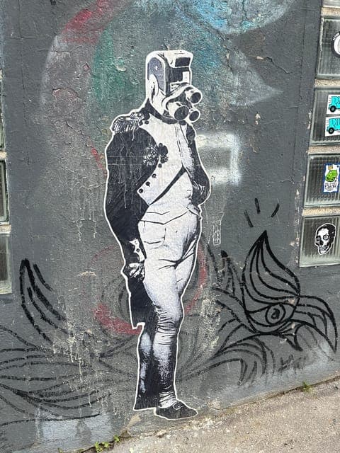 undefined Gallery Image 1