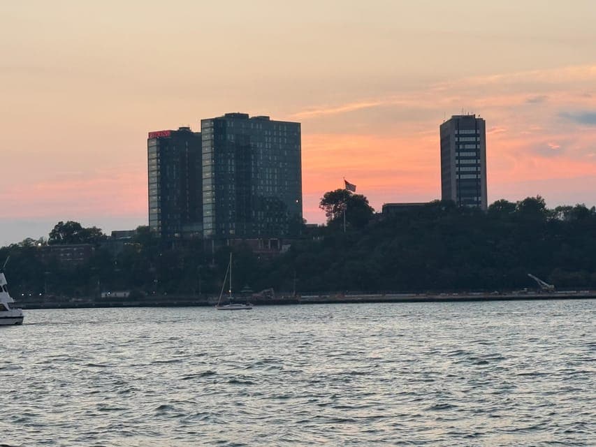 undefined Gallery Image 4