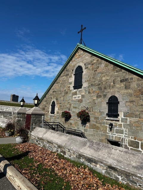 undefined Gallery Image 3