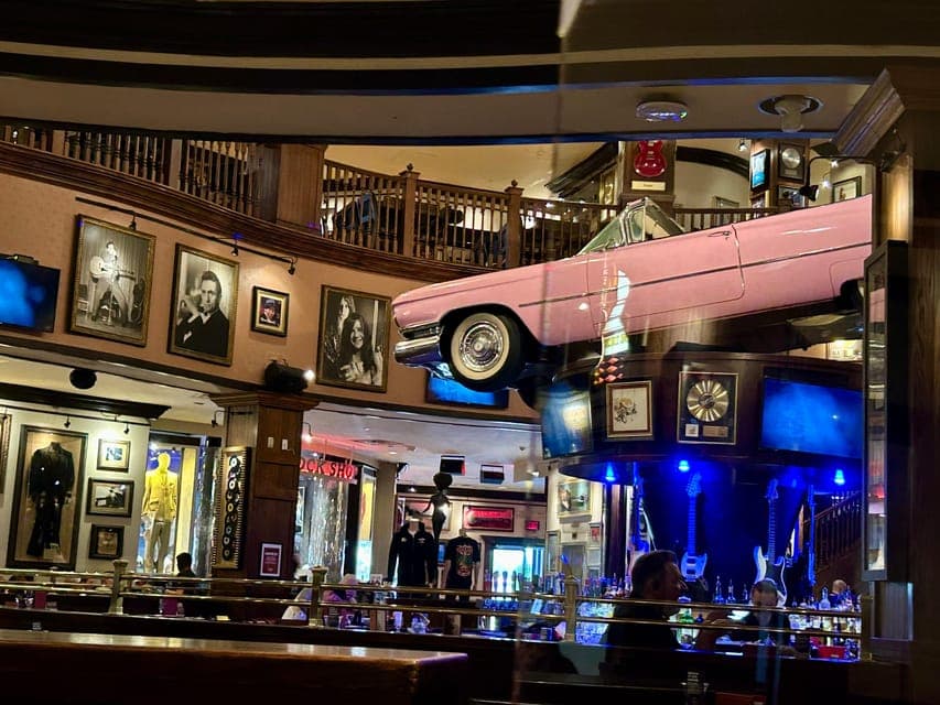 undefined Gallery Image 1