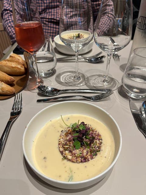 undefined Gallery Image 2