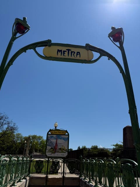 undefined Gallery Image 1