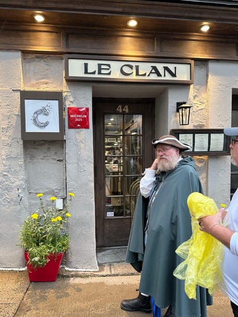 undefined Gallery Image 2