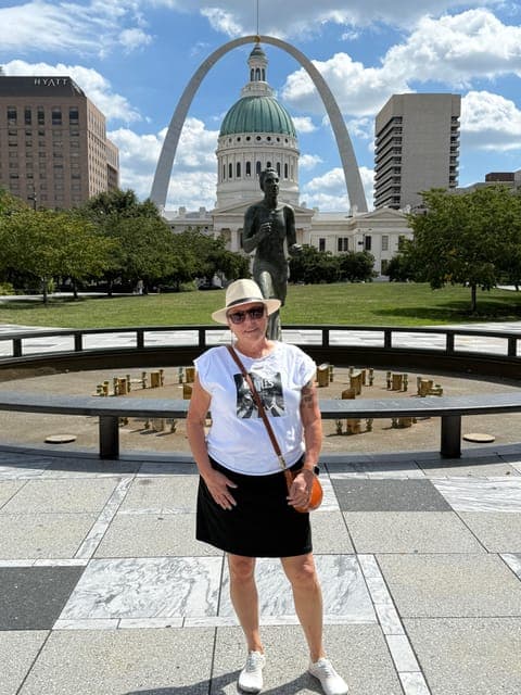 undefined Gallery Image 2