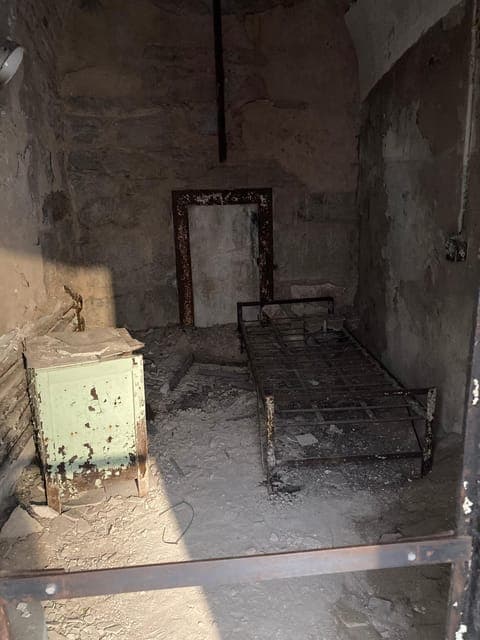 undefined Gallery Image 3