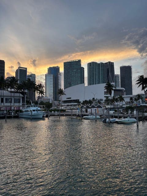 undefined Gallery Image 2