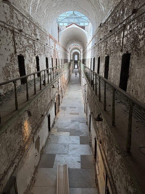 undefined Gallery Image 2