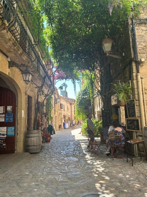 undefined Gallery Image 4