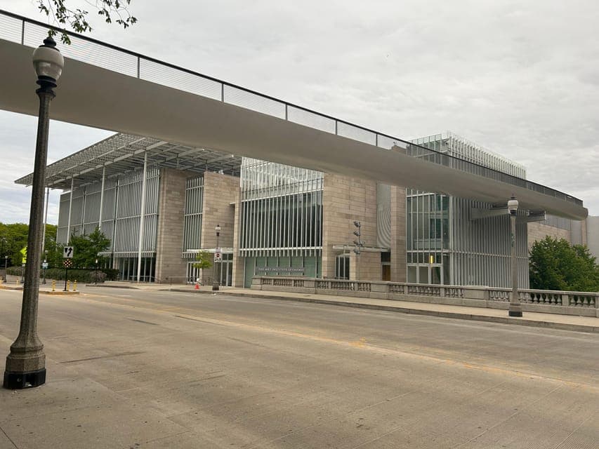 undefined Gallery Image 2