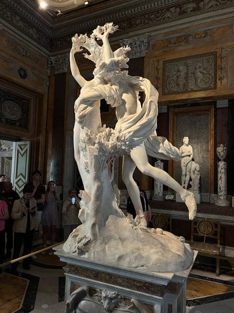 undefined Gallery Image 3