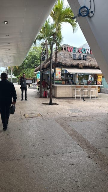 undefined Gallery Image 1