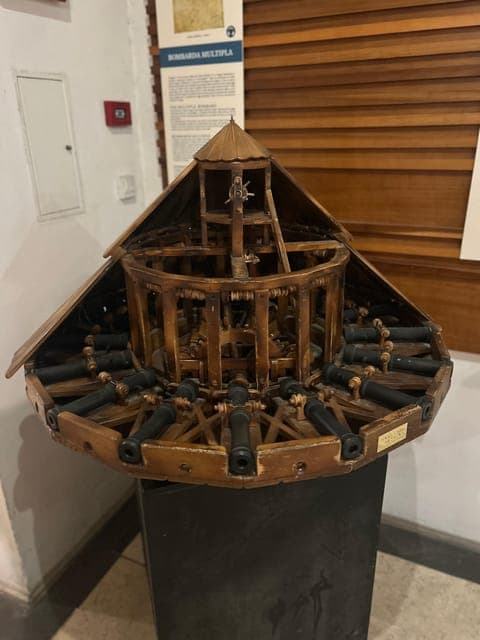 undefined Gallery Image 2