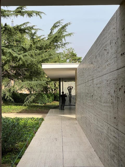 undefined Gallery Image 1