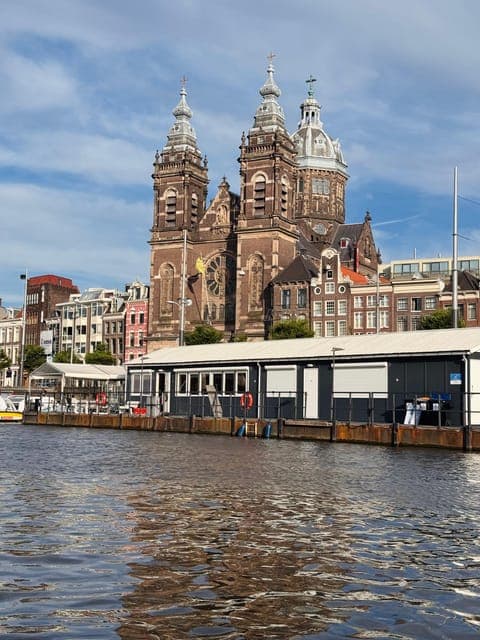 undefined Gallery Image 2