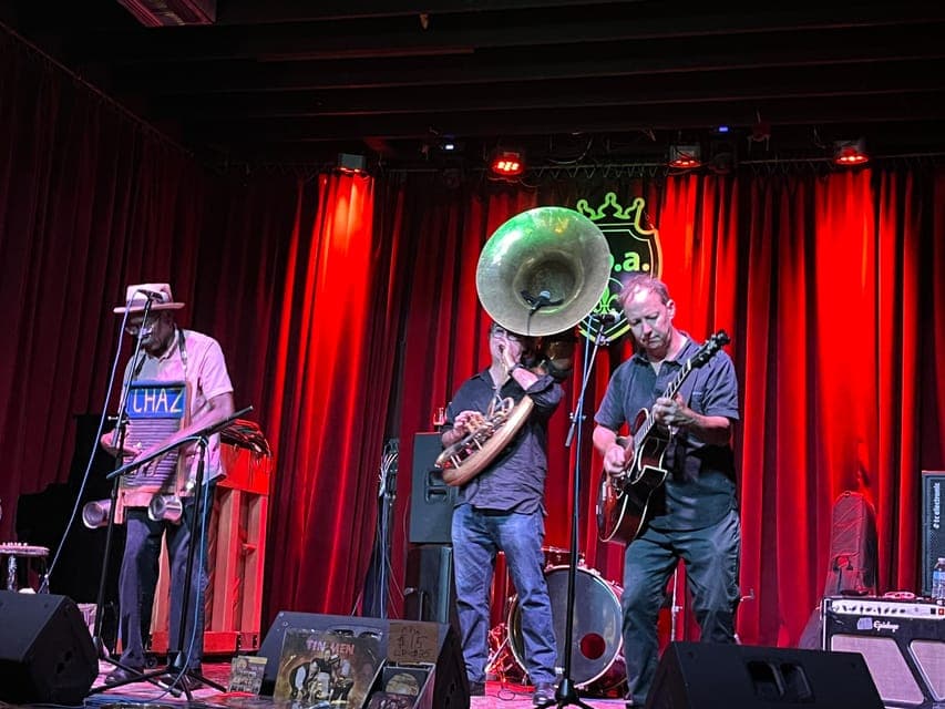 undefined Gallery Image 2