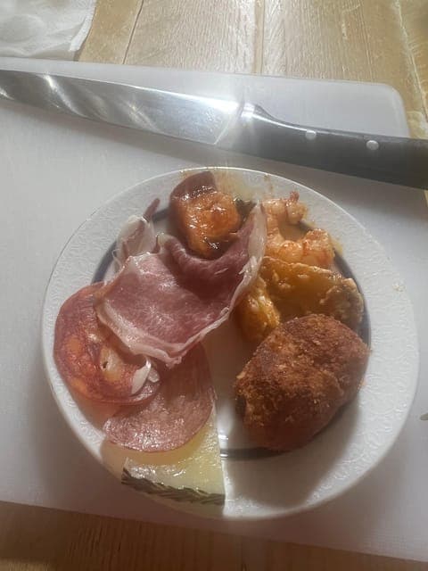 undefined Gallery Image 1