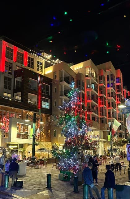 undefined Gallery Image 2