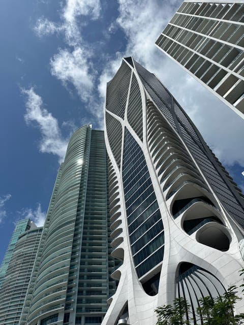 undefined Gallery Image 3