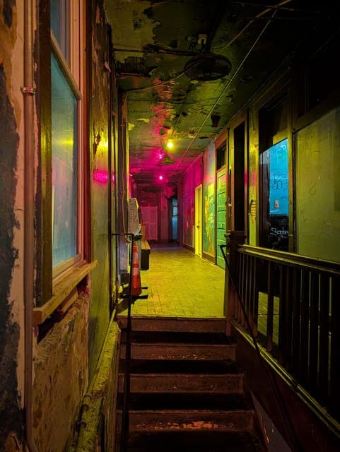 undefined Gallery Image 4