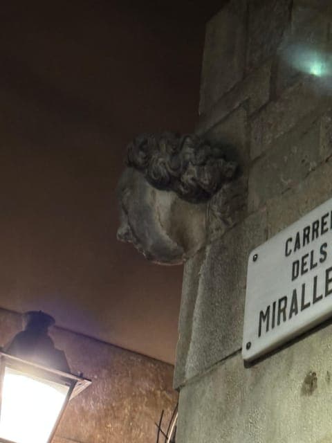 undefined Gallery Image 2