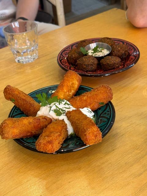 undefined Gallery Image 2