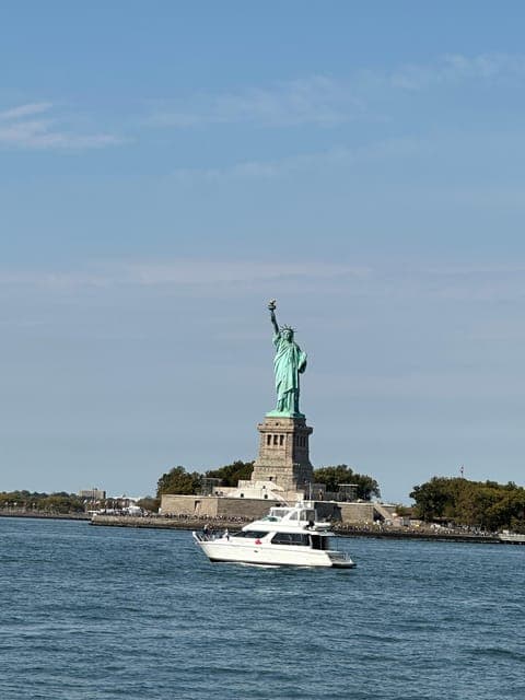 undefined Gallery Image 4