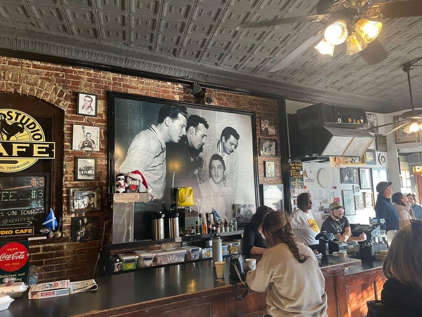 undefined Gallery Image 2