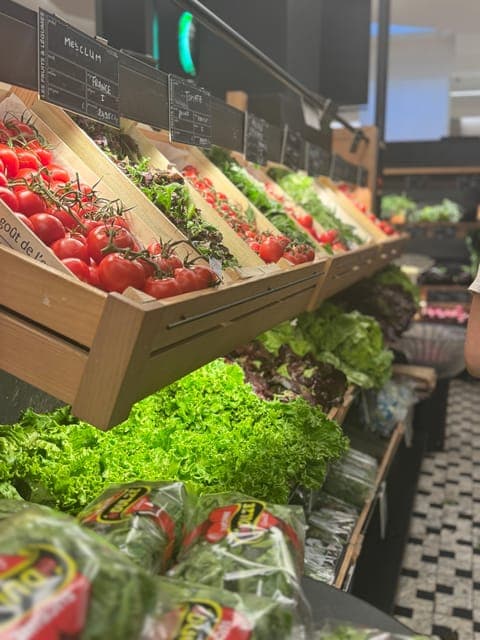 undefined Gallery Image 3