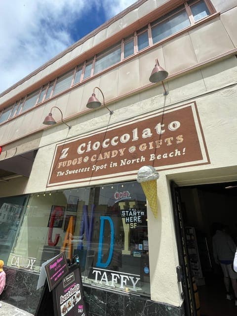 undefined Gallery Image 3