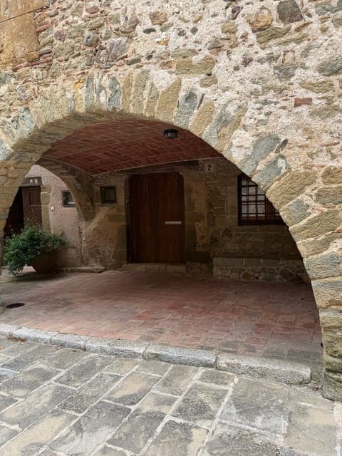 undefined Gallery Image 3