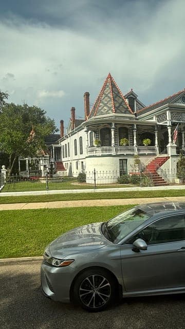 undefined Gallery Image 1