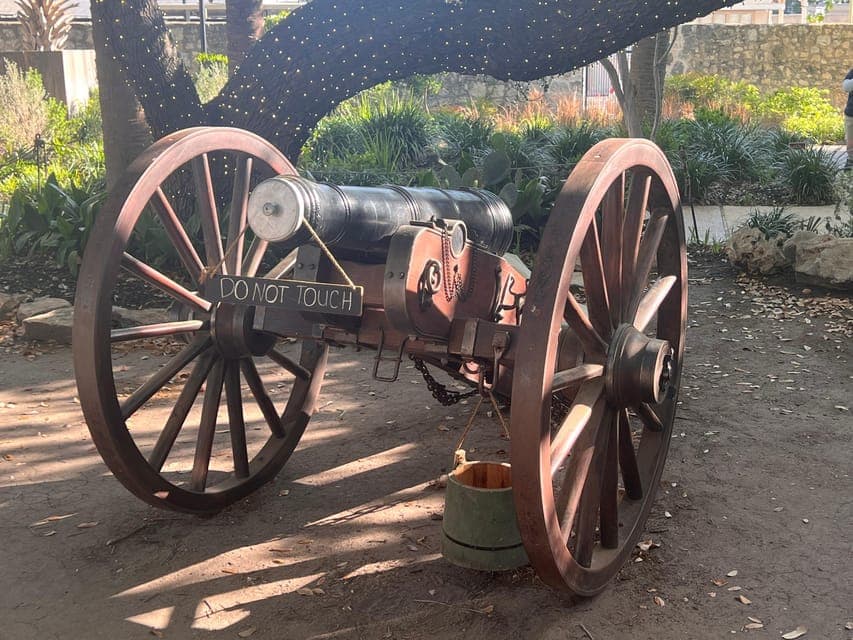 undefined Gallery Image 2