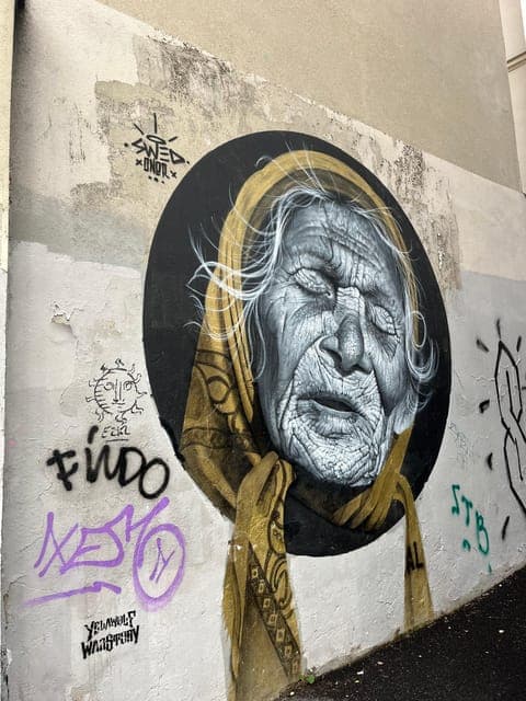 undefined Gallery Image 1