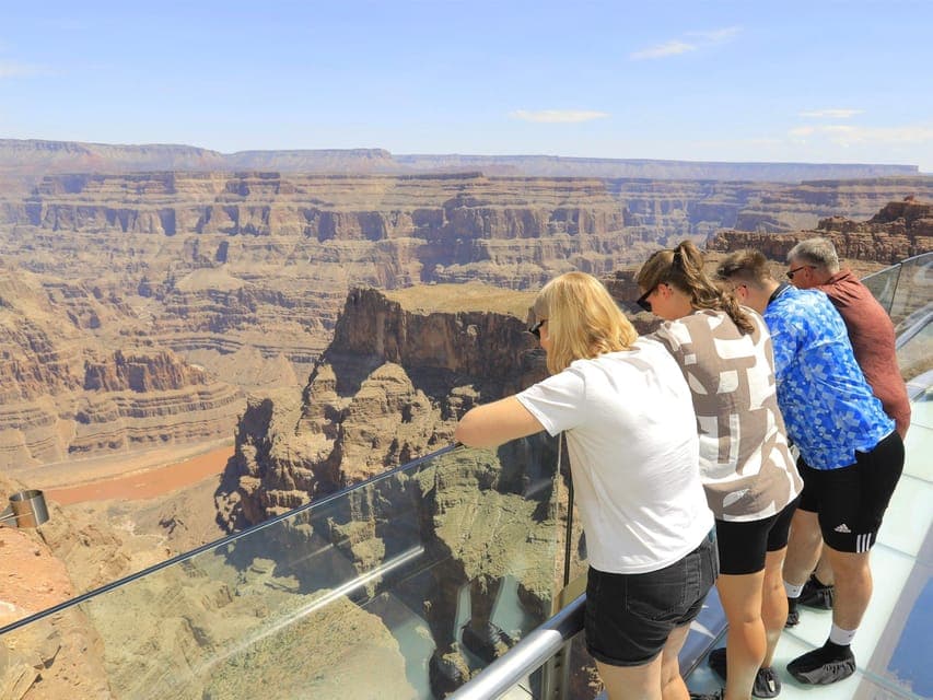 undefined Gallery Image 3