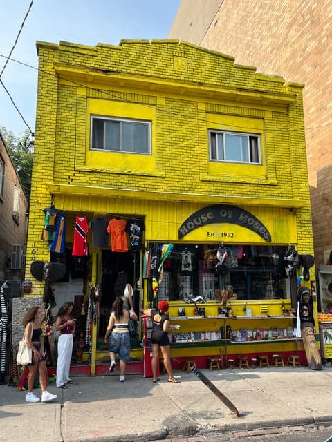 undefined Gallery Image 1