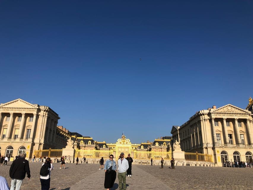 undefined Gallery Image 3