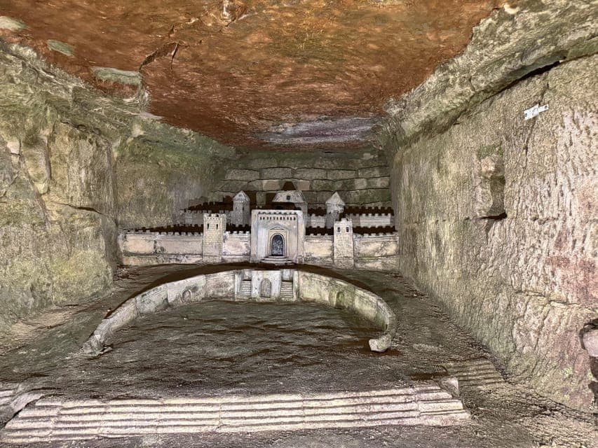 undefined Gallery Image 2