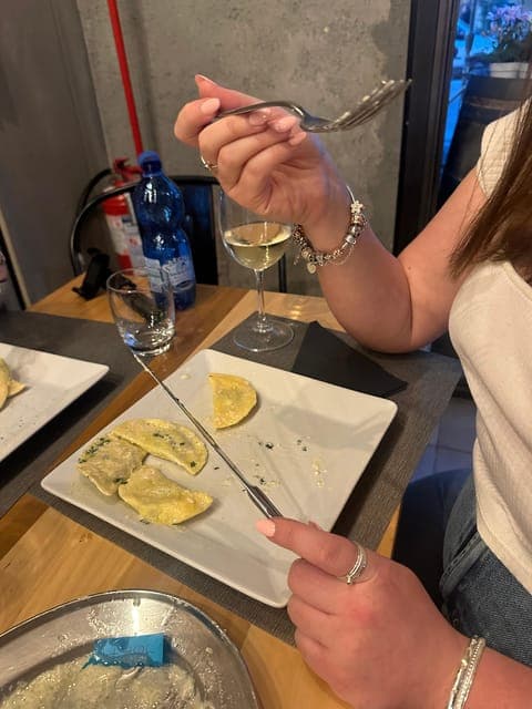 undefined Gallery Image 2