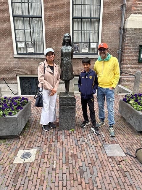 undefined Gallery Image 1