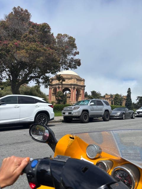 undefined Gallery Image 4