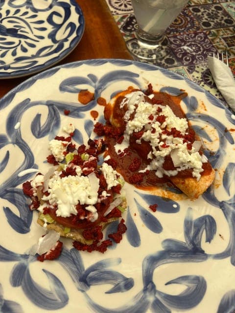 undefined Gallery Image 2