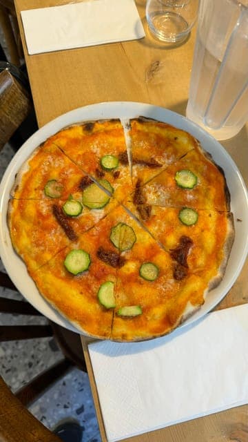 undefined Gallery Image 2