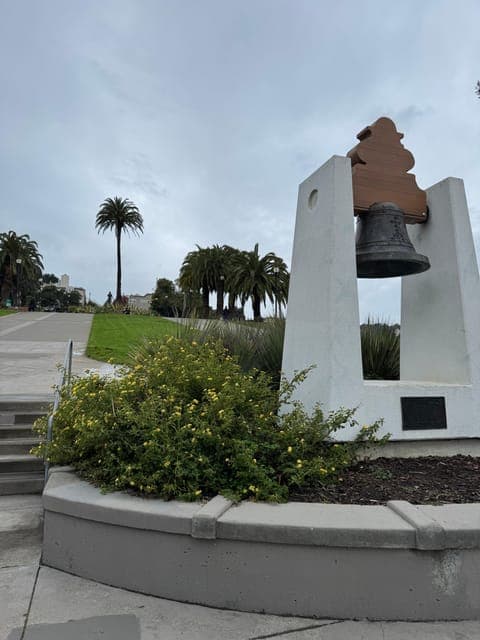 undefined Gallery Image 4