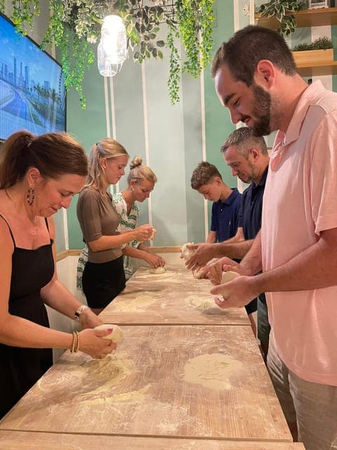 undefined Gallery Image 3