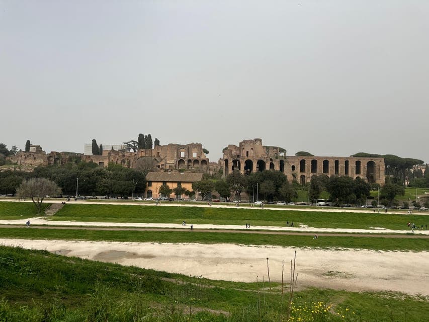 undefined Gallery Image 3